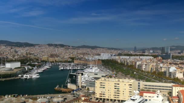 Vista de Barcelona desde el teleférico Transbordador — Vídeos de Stock