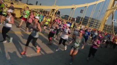 2015 Dick's Sporting Goods Pittsburgh Maratonu
