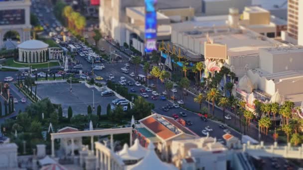 Luchtfoto Las Vegas Strip Tilt Shift tot stand brengen van shot — Stockvideo