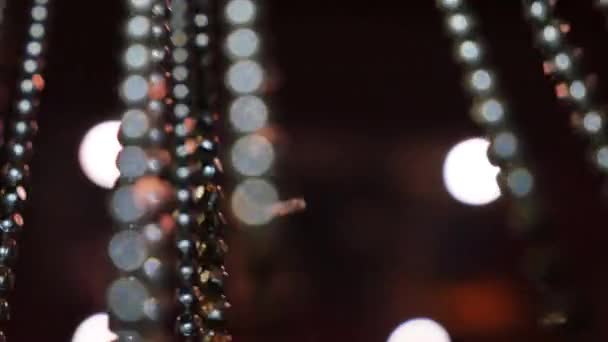 Abstrakt hängande pärlor bakgrund — Stockvideo