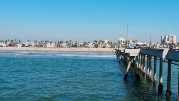 Venice Beach Pier Establishing Shot — Stock Video