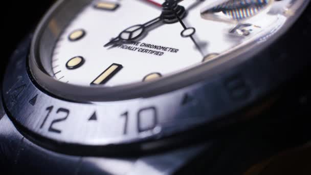 Relógio de luxo varrendo segunda mão Closeup — Vídeo de Stock