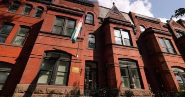 Washington, D.C.'deki Tacikistan Büyükelçiliği'nin gündüz çekilmiş fotoğrafı.