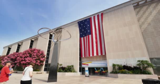 Денний час створення постріл Національний Музей американської історії у Вашингтоні, D. C. — стокове відео