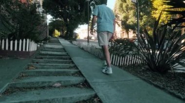 Adam San Francisco'da Hill Walks