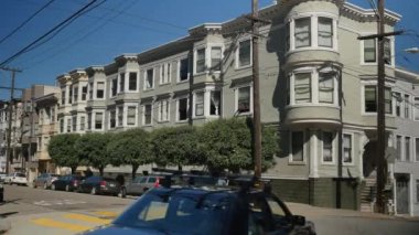 Tipik San Francisco apartmanlar atış kurulması