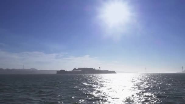 Isla de Alcatraz Estableciendo tiro — Vídeo de stock