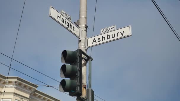 Haight Ashbury Intersección Establecimiento de tiro — Vídeos de Stock