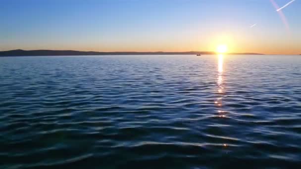 Peaceful scene of sunset — Stock Video