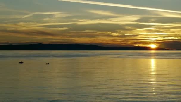 Sonnenuntergang an der Adriaküste im Zeitraffer — Stockvideo