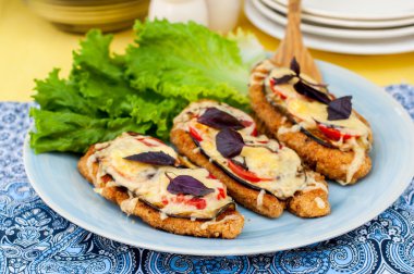 Tavuk patlıcan Parmigiana