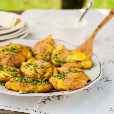 Avustralya kaza sıcak patates ile ekşi krema 