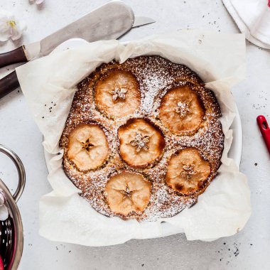 Elma Dilimli Elmalı Kek, kare