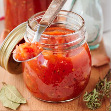 salça, konserve marinara korur