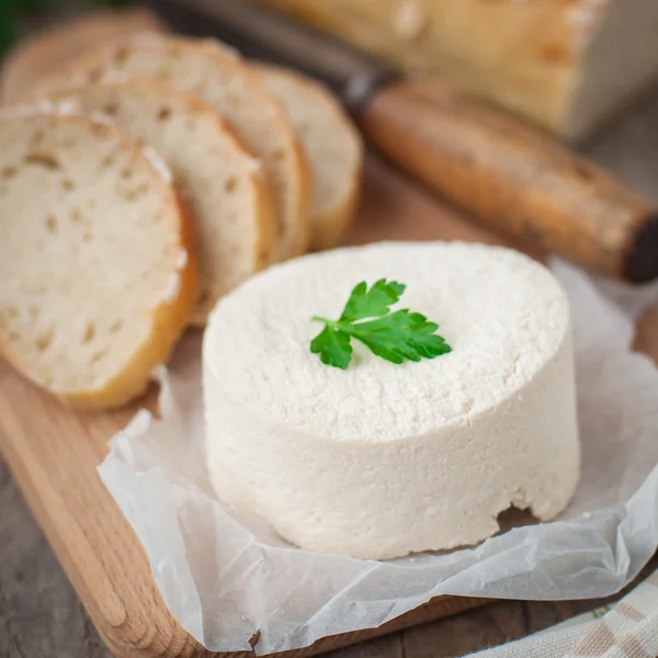 Goat Cheese with Bread — Stock Photo, Image