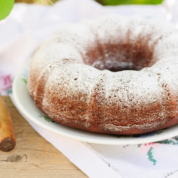 Rustic Style Bundt Cake Sprinkled with Icing Sugar — Stock Photo, Image