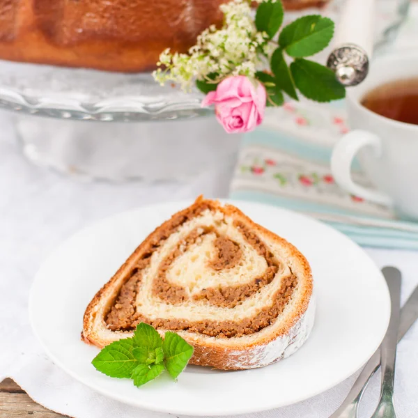 Potica, Slovenian Walnut Roll — Stock Photo, Image