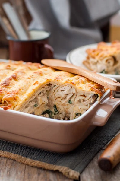 Cheese Crusted Crepe Bake — Stock Photo, Image