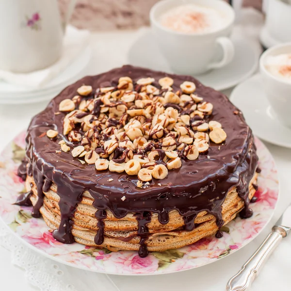 Σοκολάτα και φουντούκι κρέπα τούρτα — Φωτογραφία Αρχείου