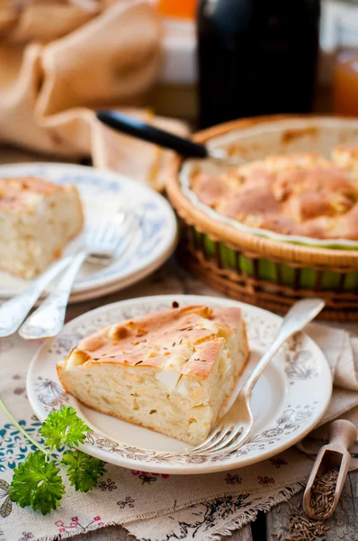 A Piece of Easy Cabbage, Egg and Cumin Pie — Stock Photo, Image