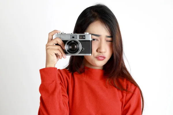 Mujer Asiática Pie Sobre Fondo Blanco —  Fotos de Stock