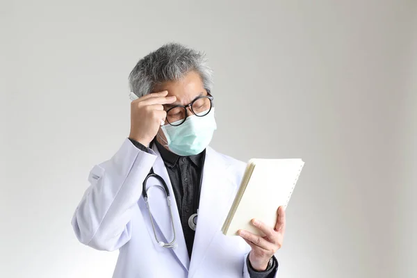 Senior Asian Physician Mask White Background — Stock Photo, Image