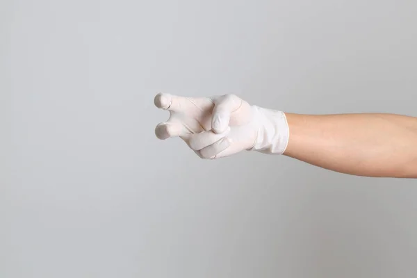 Die Menschliche Hand Mit Handschuh Auf Weißem Hintergrund — Stockfoto