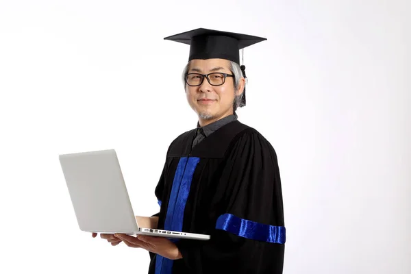 Hombre Asiático Con Vestido Graduación — Foto de Stock