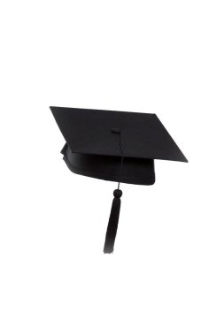 Beyaz arka plandaki mezuniyet şapkası..