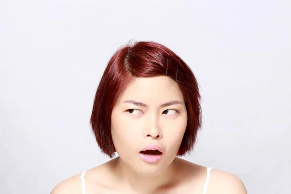 Retrato Mujer Asiática Sobre Fondo Blanco —  Fotos de Stock