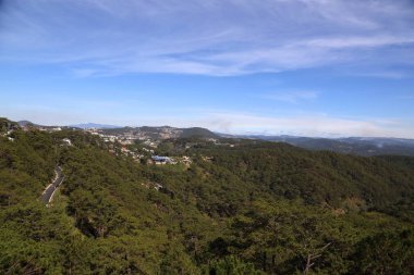 Teleferikle Da Lat şehrinin en üst görüntüsü..