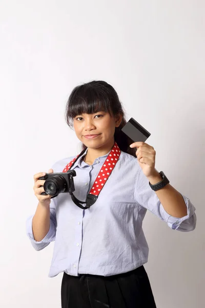 Mujer Asiática Posando Sobre Fondo Blanco —  Fotos de Stock