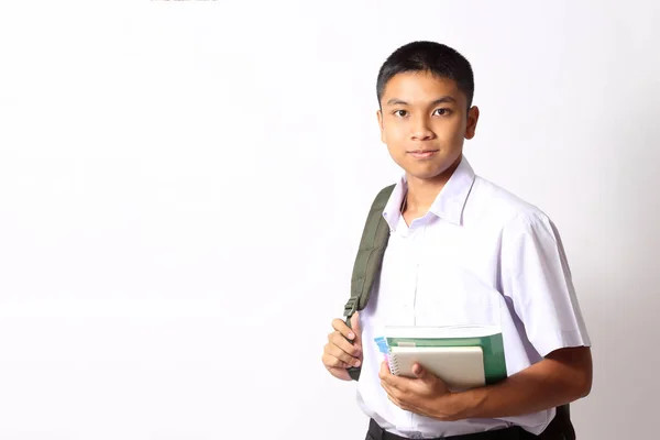 Der Junge Thailändische Student Junge Auf Dem Weißen Hintergrund — Stockfoto