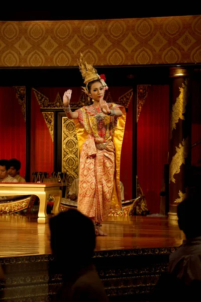 泰国曼谷 2013年3月16日 在泰国首都曼谷向外国人展示泰国经典戏剧 — 图库照片