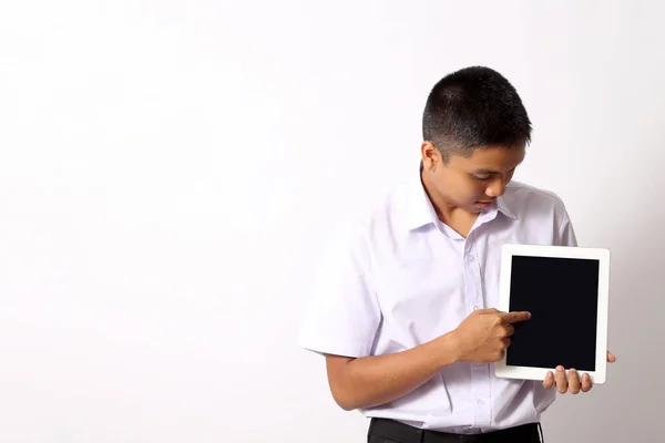 Młody Tajlandzki Uczeń Białym Tle — Zdjęcie stockowe