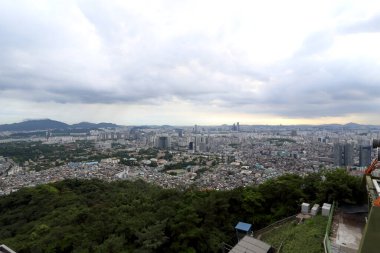 Gündüz vakti Seul manzarası..