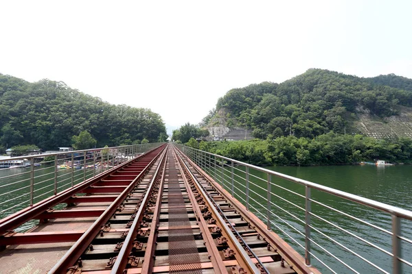 Güney Kore Deki Tren Yolu — Stok fotoğraf