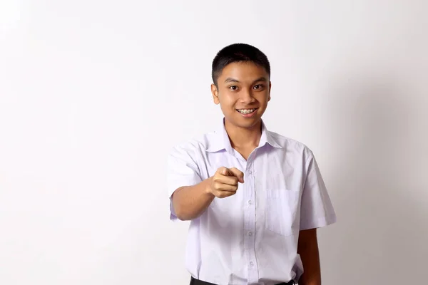 Jovem Estudante Tailandês Fundo Branco — Fotografia de Stock
