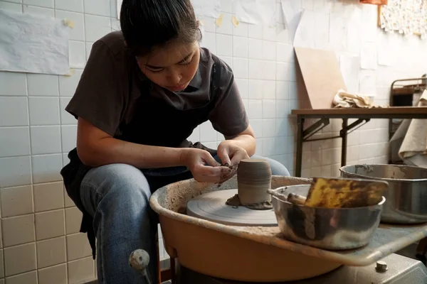 Asian Woman Doing Craft Design Works — Stock Photo, Image