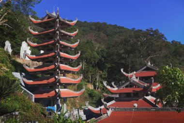 Tapınak Nirvana Buda Ta Cu dağ Phan Thiet, Vietnam