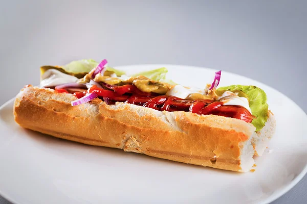 Čerstvé domácí hot dog — Stock fotografie