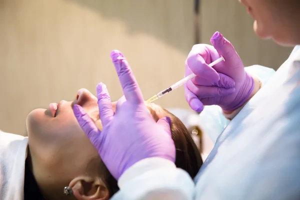 Sağlık Güzellik enjeksiyonları