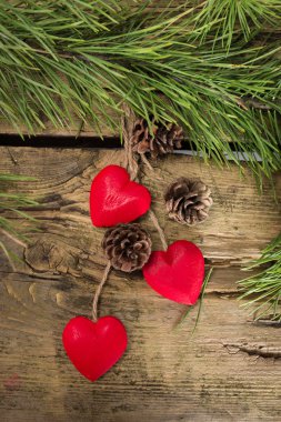 Kırmızı ahşap Noel Kalpler