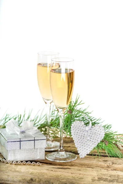 Copas de Navidad con regalo — Foto de Stock