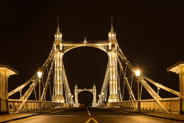 Albert 's bridge at night london united kingdom uk — Stockfoto