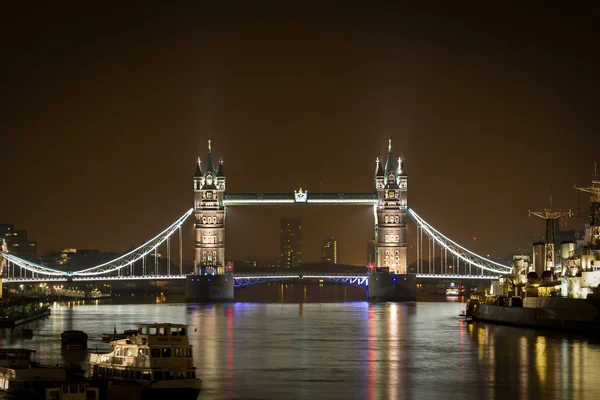 Mostu Tower bridge nocą, Londyn — Zdjęcie stockowe