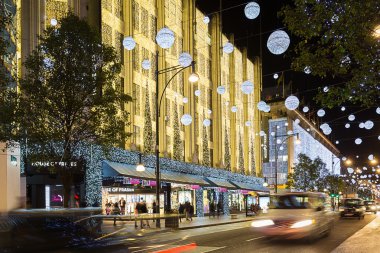 12 Kasım 2014 Oxford Street, Londra, İngiltere, Fraser ev alışveriş Noel ve 2015 yeni yıl için dekore edilmiş