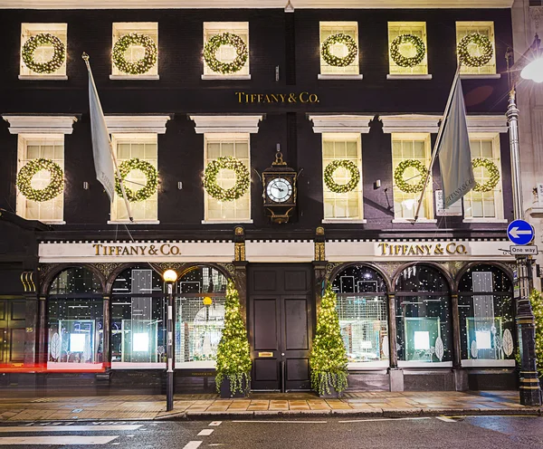 13 November 2014 Tiffany shop on New Bond Street, London, decoraTed for Christmas and New Year 2015 — Stock Photo, Image