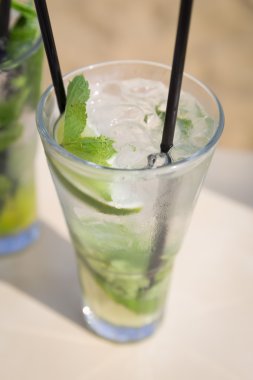 Mojito mohito nane içki tazelik kokteyl sahilde
