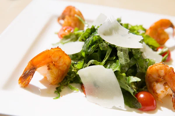 Fresh Shrimp salad — Stock Photo, Image
